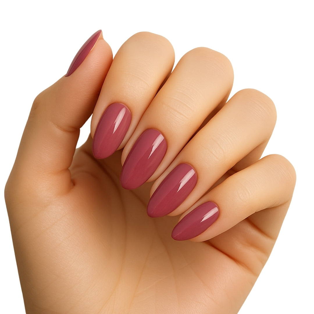 Studio Nails