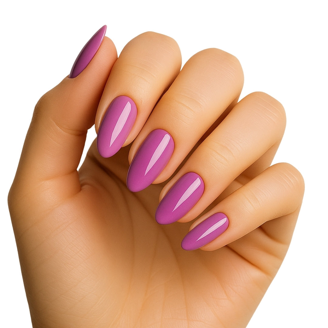Studio Nails